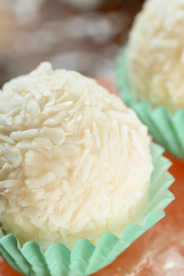 coconut_ladoo