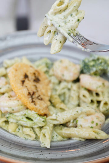 creamy_broccoli_pesto_pasta