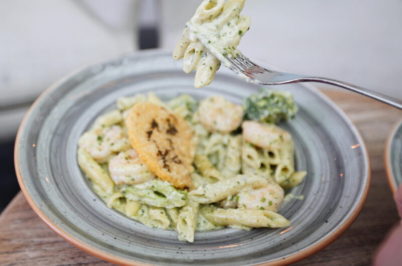 Creamy Broccoli Pesto Pasta