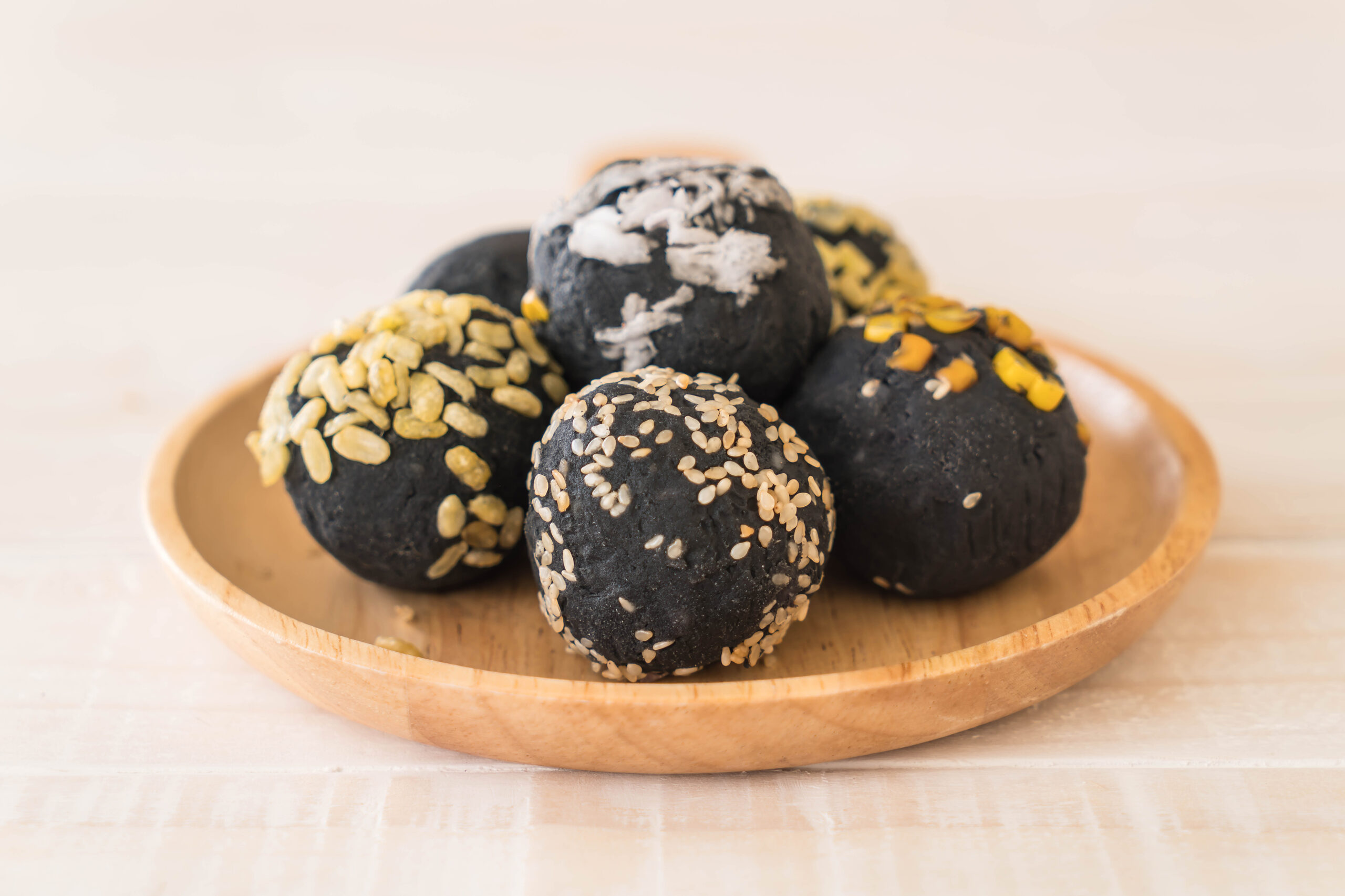 sesame_jaggery_ladoo