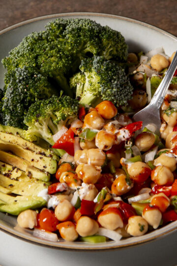 avocado_chickpea_citrus_salad