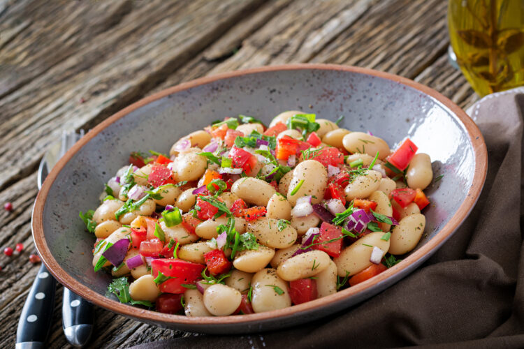 mediterranean_white_bean_olive_toss