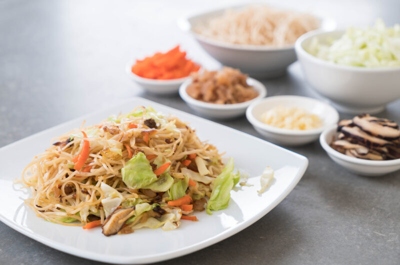 Peanut Ginger Veggie Noodles