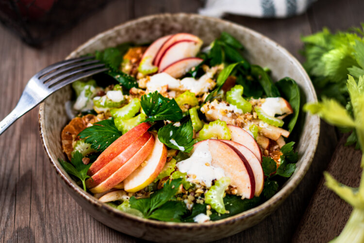 crunchy_apple_walnut_spinach_salad